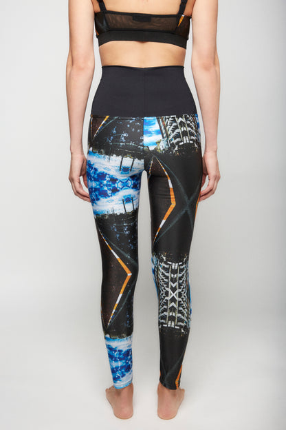 PIRAEUS LOCKDOWN PATTERN LEGGINGS