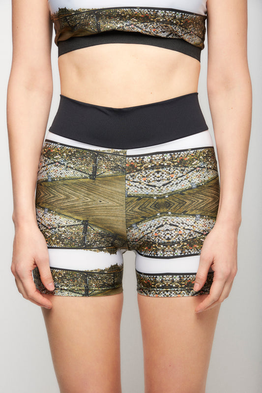 LOVE LOCK BRIDGE PATTERN SHORTS